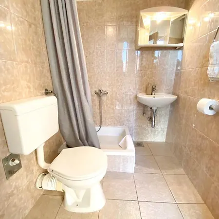 Matilda - Seaview & Parking Appartamento Makarska
